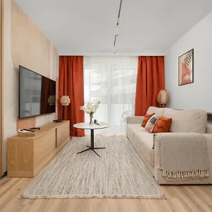 Central Park Z Balkonem I Parkingiem By Renters Prestige Apartament